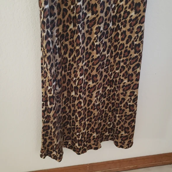 Natori Leopard Print Maxi Dress Medium - Picture 3 of 7